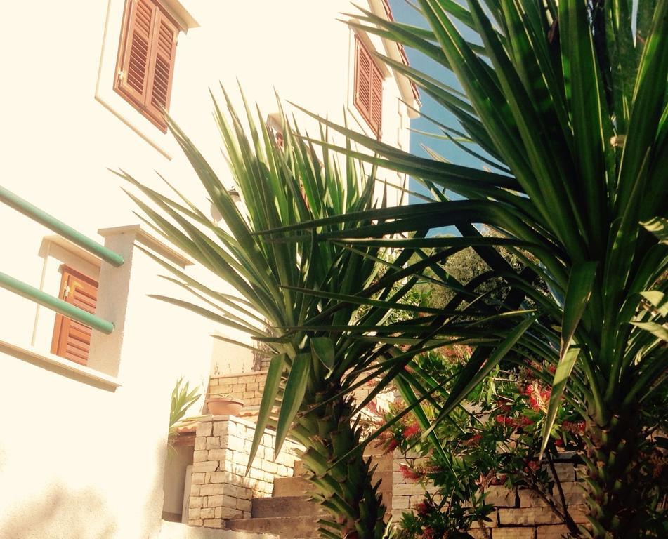Apartamento Belic Vinko- House Jelsa  Exterior foto