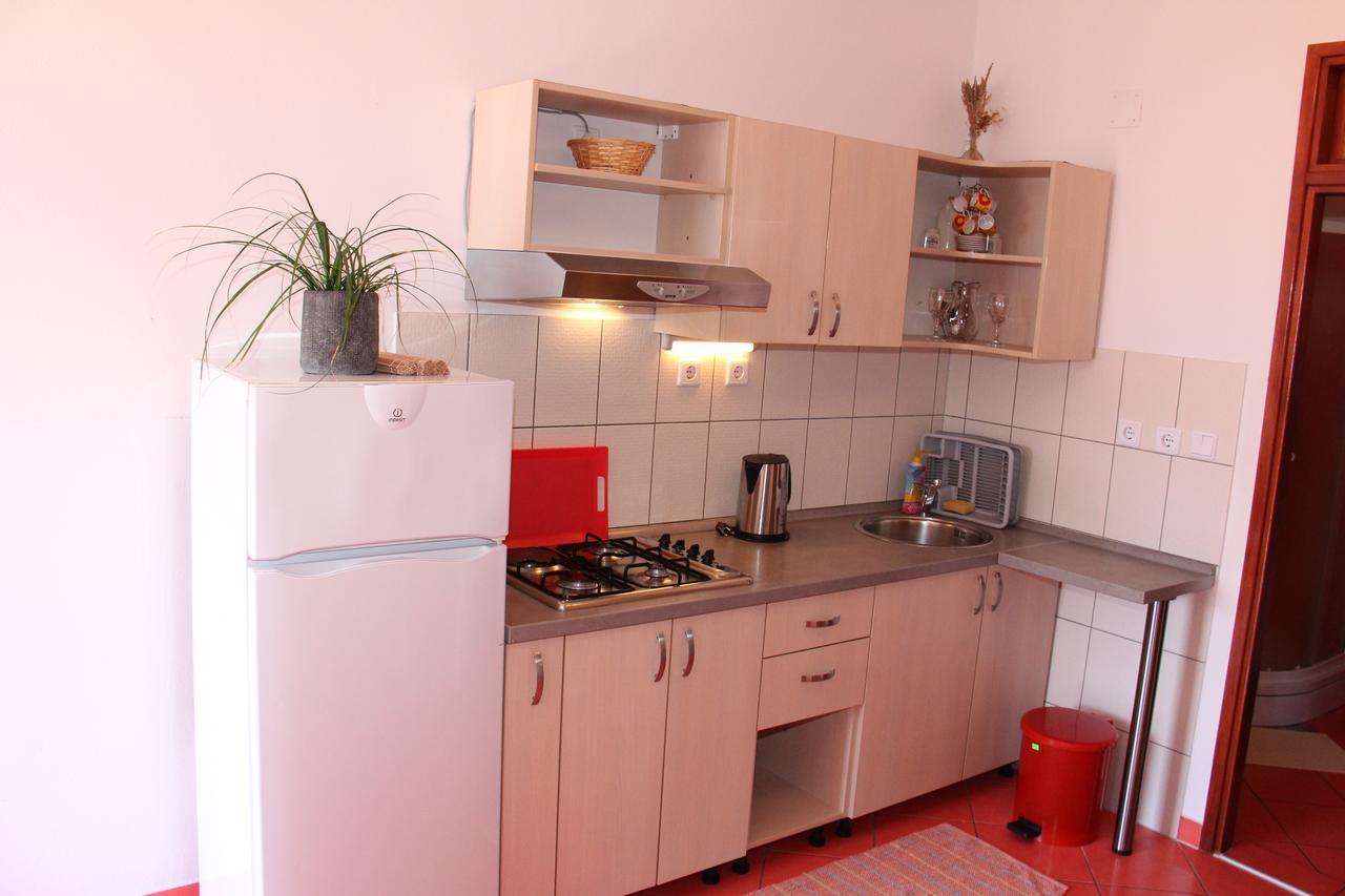 Apartamento Belic Vinko- House Jelsa  Exterior foto
