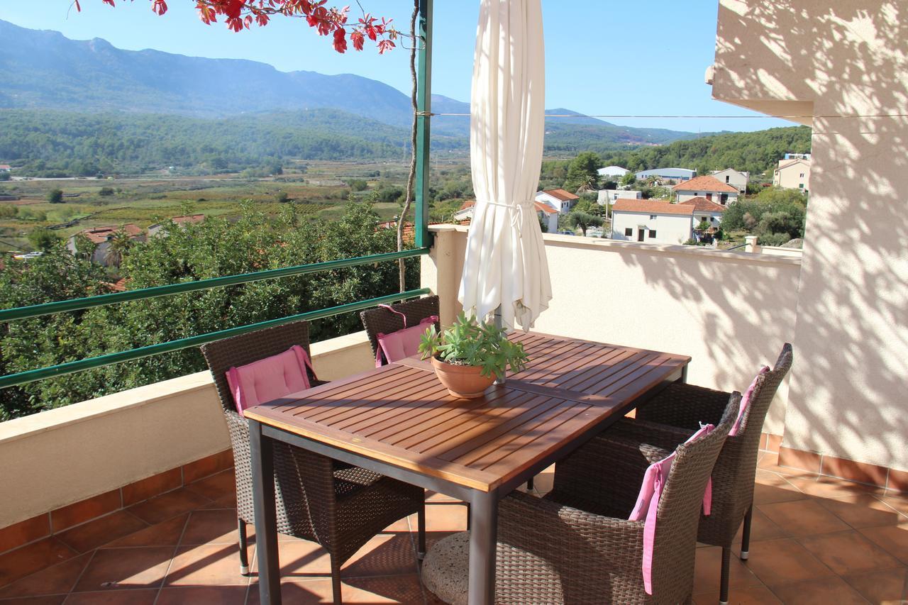 Apartamento Belic Vinko- House Jelsa  Exterior foto